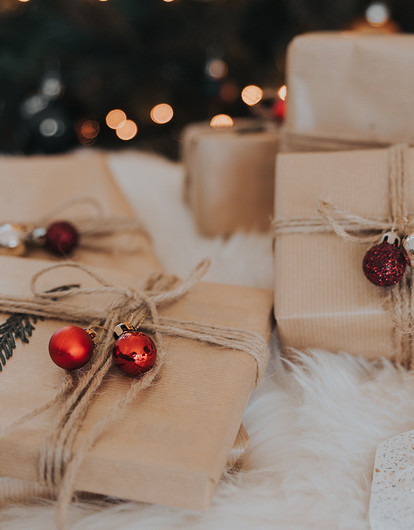 Когда настал кризис идей: 10 модных подарков на Новый год для мужчины