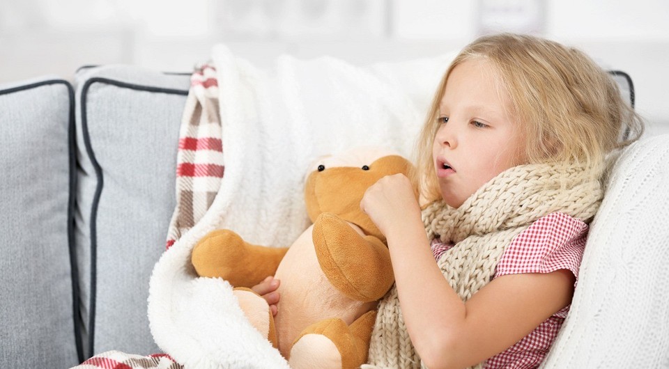 3 простых и безопасных способа помочь ребенку при сильном кашле
