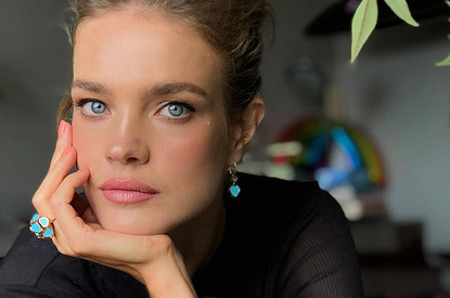 «Спасибо за все!»: Наталья Водянова призналась, что почти всем в жизни обязана своей сестре с особенностями развития