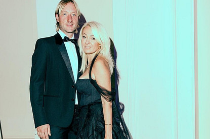 Евгений Плющенко и Яна Рудковская усилили охрану дома из-за угроз сыну