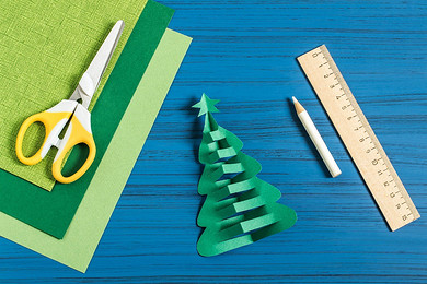 Как сделать объемную елку из бумаги А4 легко. Новогодние поделки | Поделки