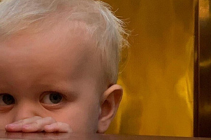 «Очень счастливая»: Ксения Собчак показала трогательное поздравление сына Платона (видео)