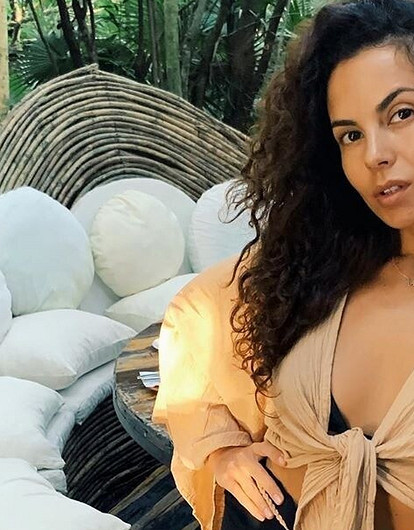 «Мое солнышко»: Настя Каменских очень мило поздравила маму с днем рождения