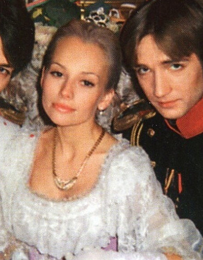 Как сейчас выглядят и чем занимаются актеры из сериала «Бедная Настя»