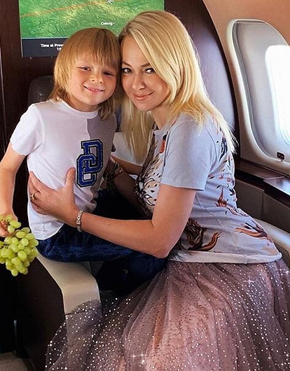 «Задолбали!»: шестилетний сын Рудковской заявил, что не хочет сниматься (видео)