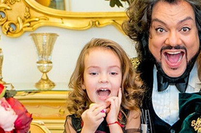 Папа может: знаменитые мужчины, которые в одиночку воспитывают детей