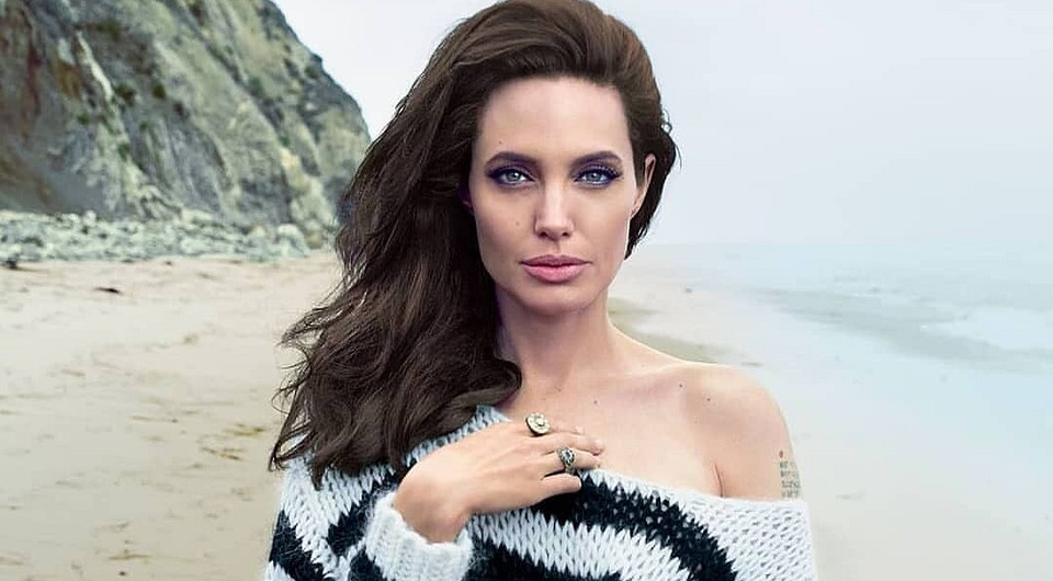В Сети появились фото Анджелины Джоли в супергеройском костюме Marvel