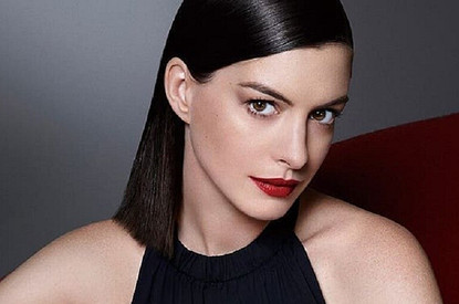 Энн Хэтэуэй стала мамой во второй раз