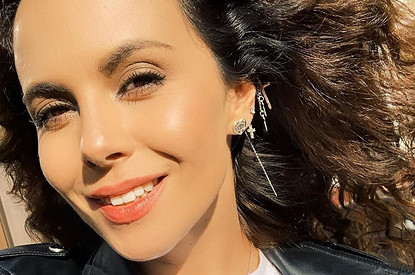 Настя Каменских спустила штаны и похвасталась постройневшей фигурой