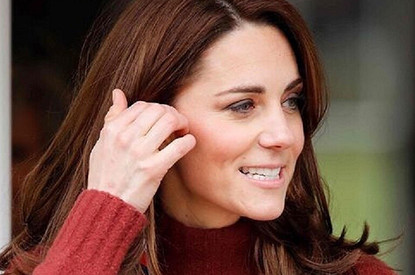 Кейт Миддлтон разрешила своим детям повесить на елку необычные игрушки