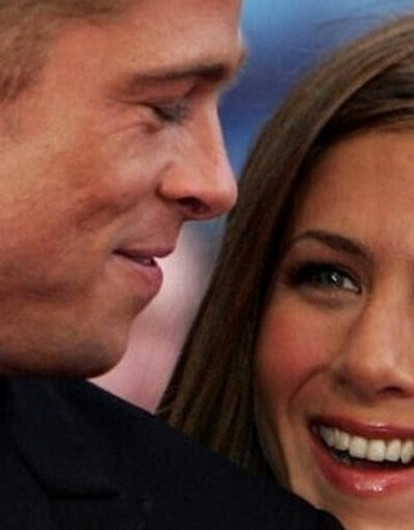 СМИ: Дженнифер Энистон пригласила Брэда Питта к себе на рождественскую вечеринку