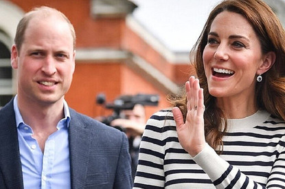 Кейт Миддлтон резко одернула плечо, когда к ней прикоснулся принц Уильям (видео)