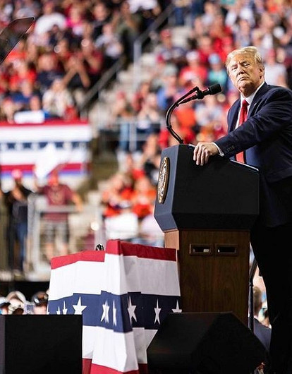 Палата представителей США объявила импичмент Дональду Трампу