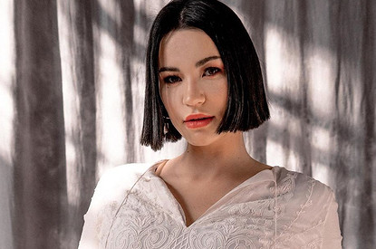 «Ипотечный замок»: Ида Галич с мужем купили шикарный особняк