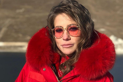 «Очередной эксперимент»: Юлия Барановская стала платиновой блондинкой