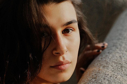 „Тяжелая ситуация»: дочь Ивана Урганта ответила на расистские высказывания о ее парне