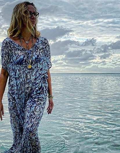 Знаменитый дом Ники Белоцерковской во Франции смыло волной (видео)