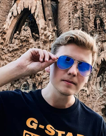 Старший сын Валерии впервые вывел в свет жену после тайной свадьбы