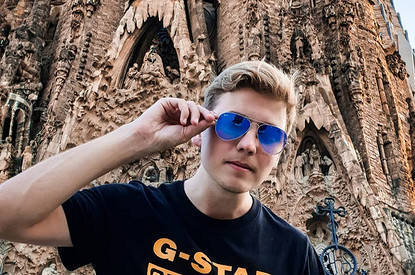 Старший сын Валерии впервые вывел в свет жену после тайной свадьбы