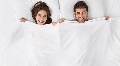 Почему нельзя спать под одним одеялом, и какие еще привычки убивают либидо
