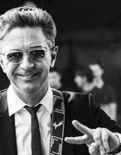 Валерий Сюткин выпустил клип в память знаменитостей, ушедших в 2019 году (видео)