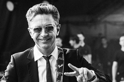 Валерий Сюткин выпустил клип в память знаменитостей, ушедших в 2019 году (видео)