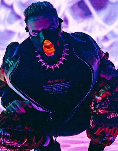 Элджей вслед за Ивлеевой перекрасил волосы в яркий цвет (внезапно)