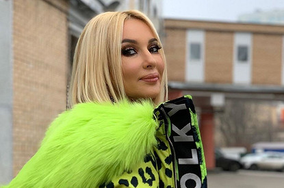 «Нет у нас ананасов»: Лера Кудрявцева показала, насколько уменьшилась ее грудь после операции (видео)