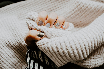 Как правильно ухаживать за кашемировыми и шерстяными вещами, чтобы они всегда были как новые