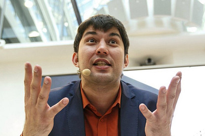 Сын Бари Алибасова признался, что «упек любимую маму» в психиатрическую клинику (видео)