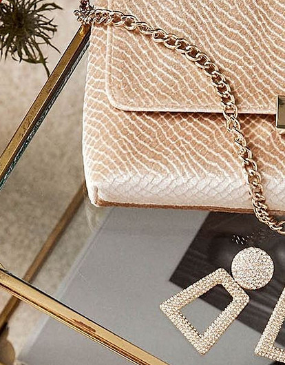 5 необычных аксессуаров для праздничного образа