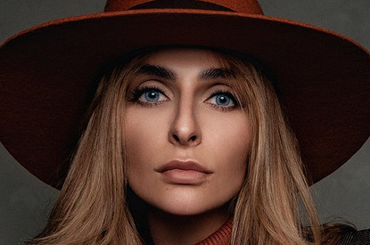 Екатерина Варнава отменила свадьбу с танцором Константином Мякиньковым (видео)