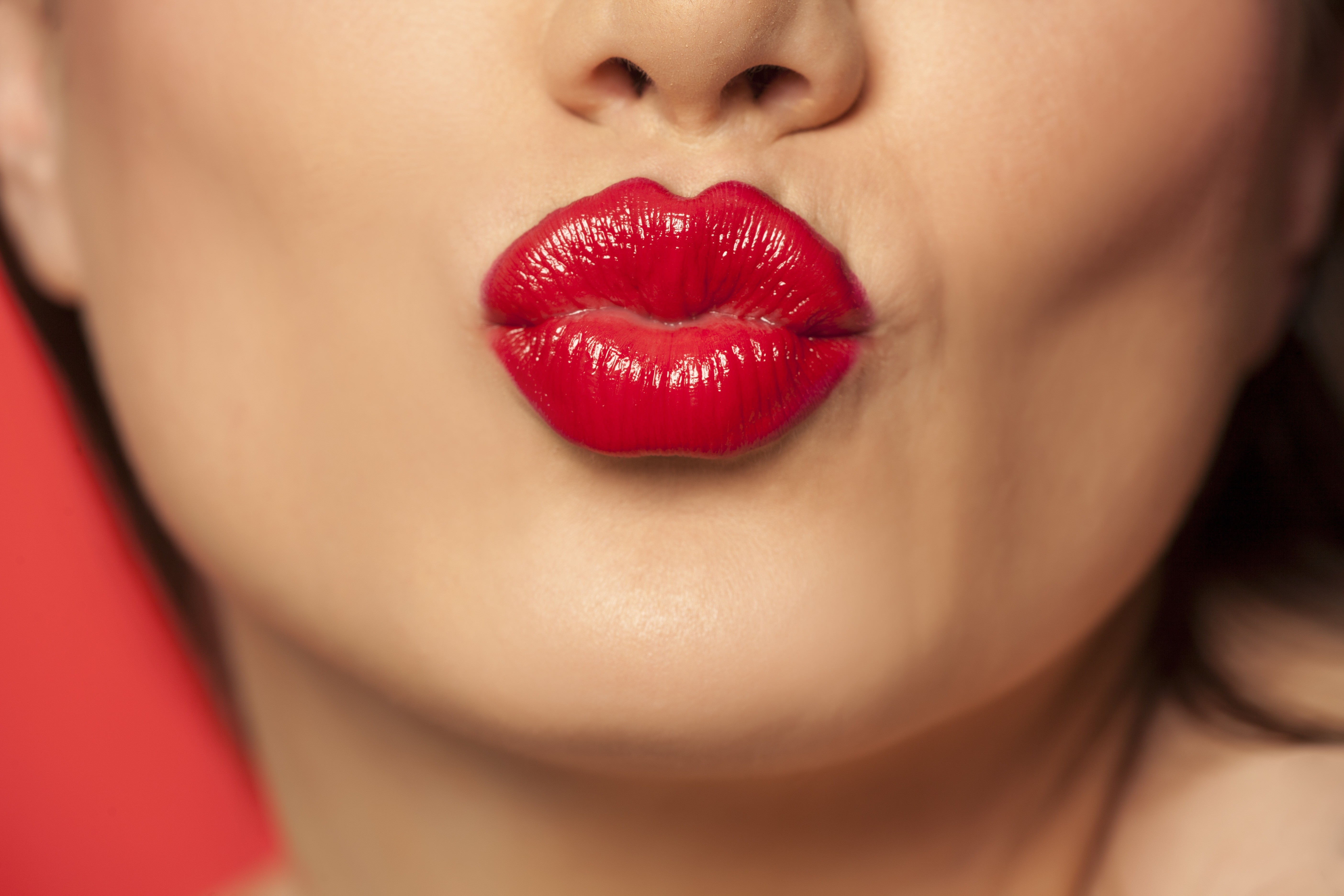 Как убрать морщины вокруг губ: 4 эффективных метода