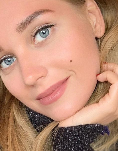 Одно лицо: Кристина Асмус выложила фото с родной сестрой