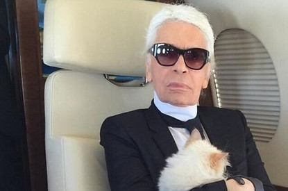 В Милане показали последнюю коллекцию Fendi, созданную при участии Карла Лагерфельда