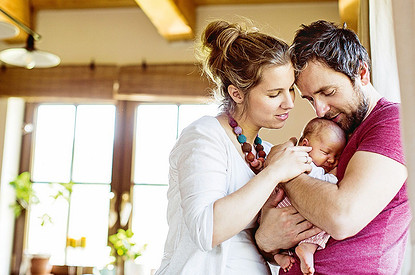 Как правильно держать малыша