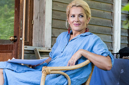 Мария Порошина впервые вышла на прогулку с сыном