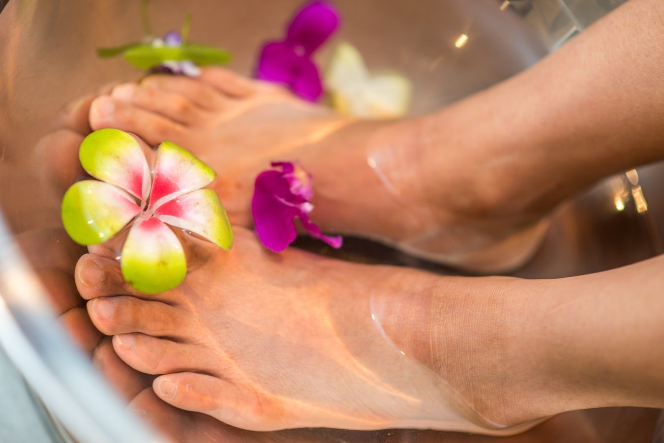 Как правильно делать парафиновые ванночки для рук и ног?