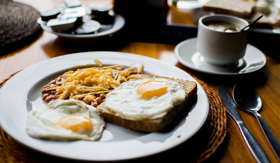 Почему нельзя пропускать завтрак? Объясняет диетолог