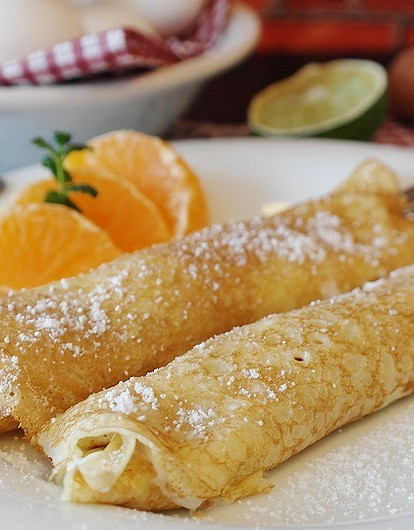 Блины с творогом: 7 рецептов крутых начинок