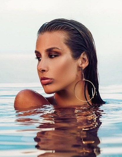 Кэти Топурия опубликовала фото в стиле «ню» из Ростова-на-Дону