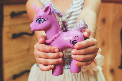 Сколько игрушек на самом деле нужно ребенку