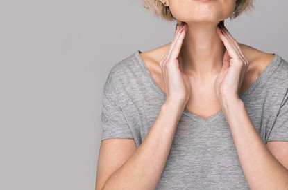 5 незаметных симптомов, которые сигнализируют о проблемах щитовидной железы
