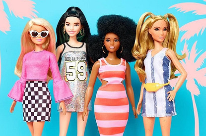 Как заменить волосы кукле Барби: пошаговая инструкция