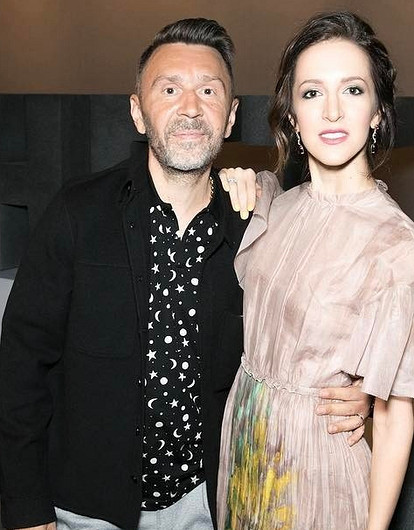 В Сети обнародовали список имущества, которое Сергей Шнуров оставил Матильде после развода