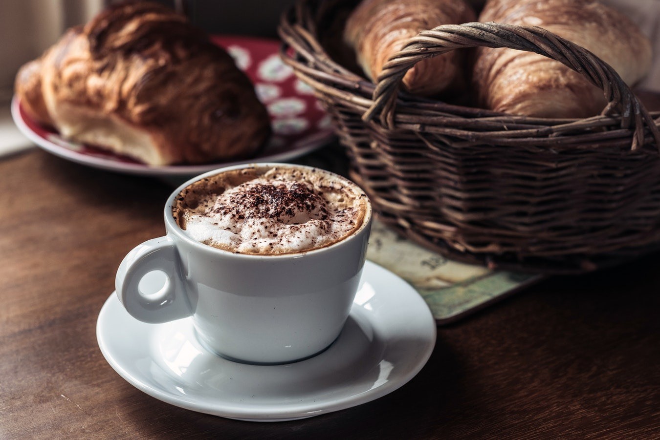 Ароматный, итальянский, с перцем: 7 способов как приготовить горячий шоколад в домашних условиях