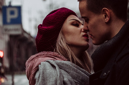 Беги, Лола, беги: 8 веских причин не встречаться с женатым (нет, мы не про мораль)