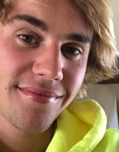 Джастин Бибер заявил, что продолжает любить Селену Гомес