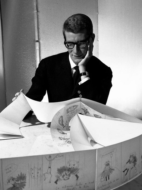 Будучи главным помощником Диора, 21-летний Ив Сен-Лоран продолжил дело кутюрье и встал во главу модного дома в 1958 году.