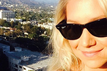 Похудевшая Анна Курникова устроила танцы на крыше небоскреба